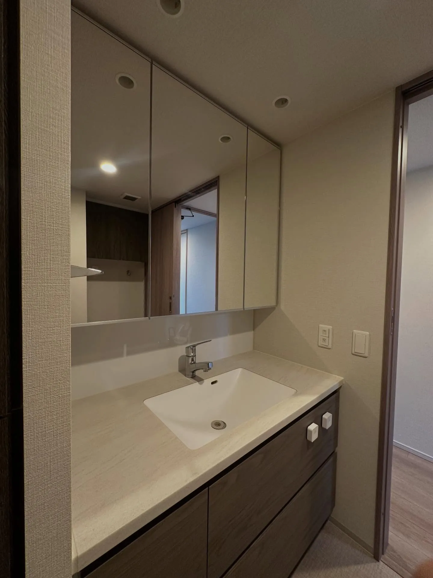 こんばんは♪夜分に失礼いたします。